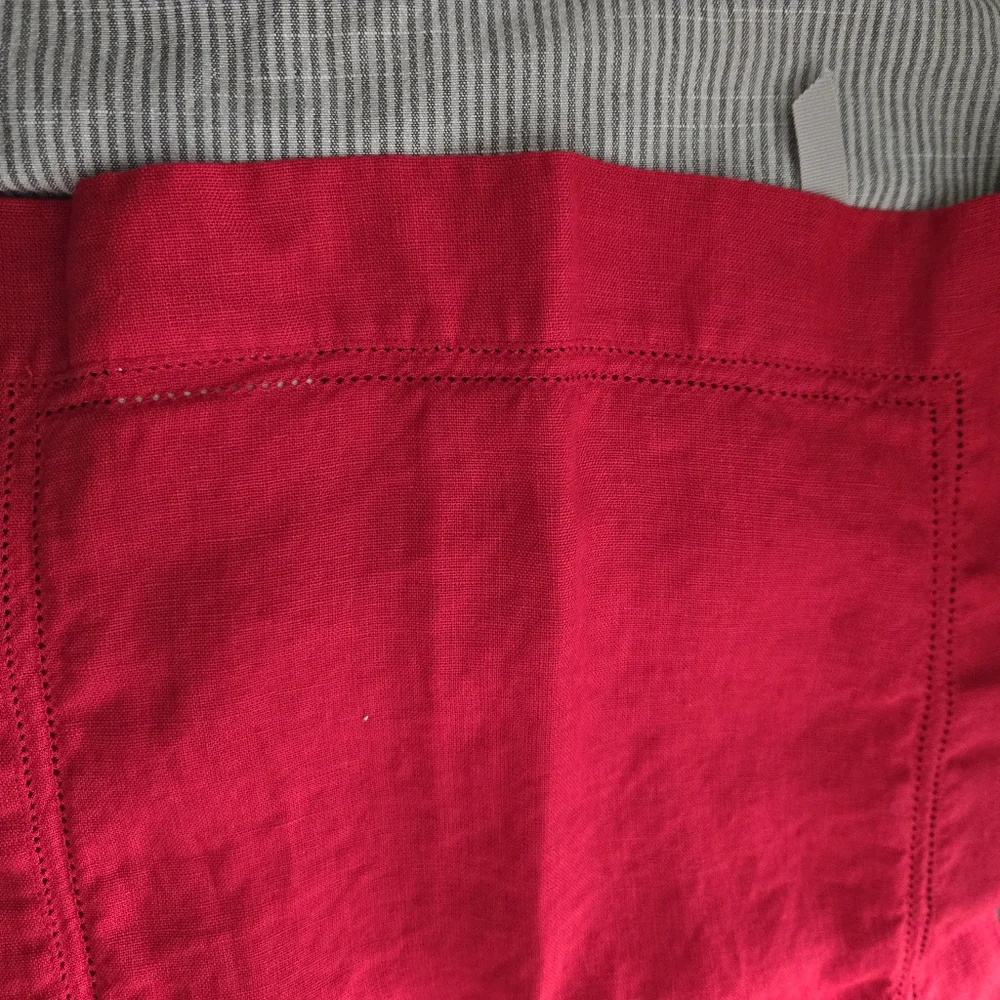 NWT Williams-Sonoma Hemstitched linen table runner RED